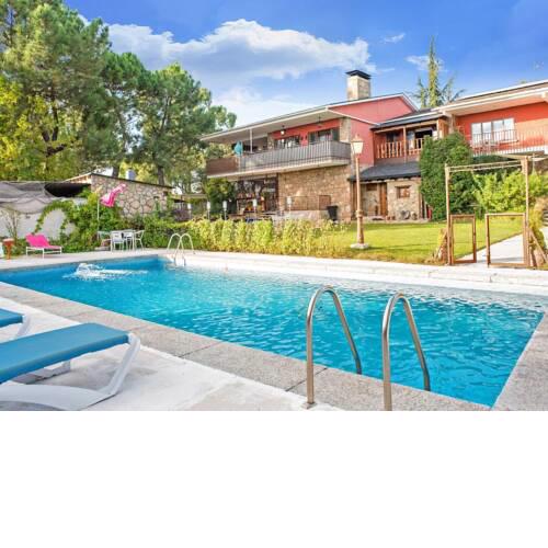 Rustic Apartment with garden, swimming pool and spa in Galapagar