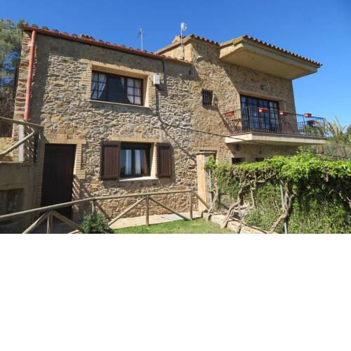 Rustic house in Gualta.