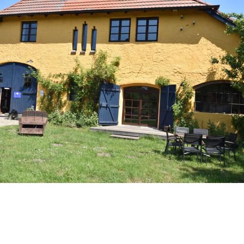 Rustic-style Apartment in Buschenhagen with Garden