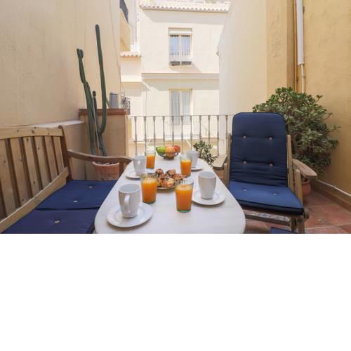 Rustic Two Bedrooms Apartment with Terrace