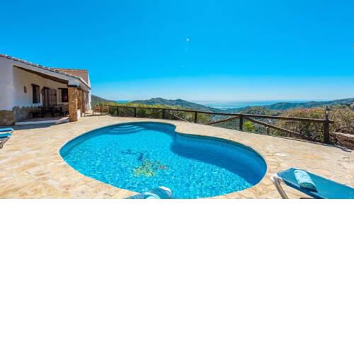 Rustic villa with breathtaking views and nice pool