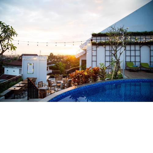 RV Hotel Kutus Kutus Gianyar Bali