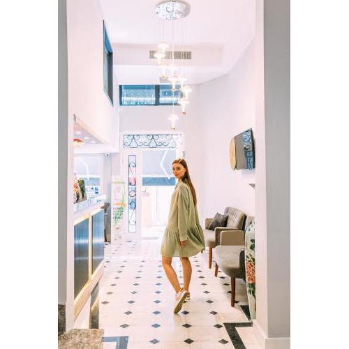 RW BOUTIQUE HOTEL