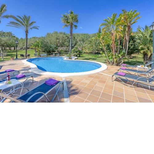 sa Pobla Villa Sleeps 12 Pool Air Con WiFi