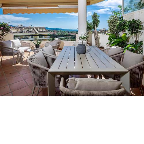 SAA3- Spacious apartment close to beach