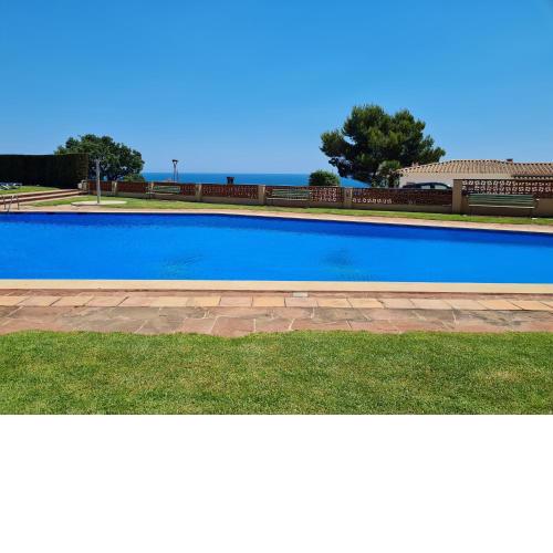 S'Agaró Apartment with sea views and pool