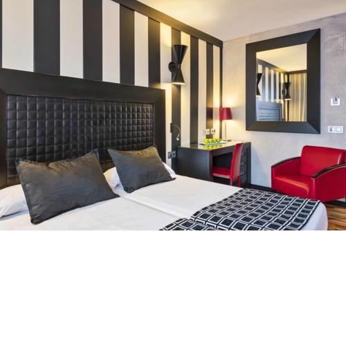 Salles Hotel Aeroport de Girona