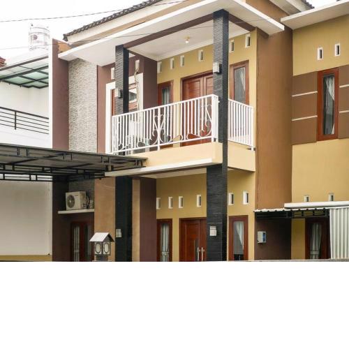 Salma Guesthouse - Spacious and Stylish Accommodations