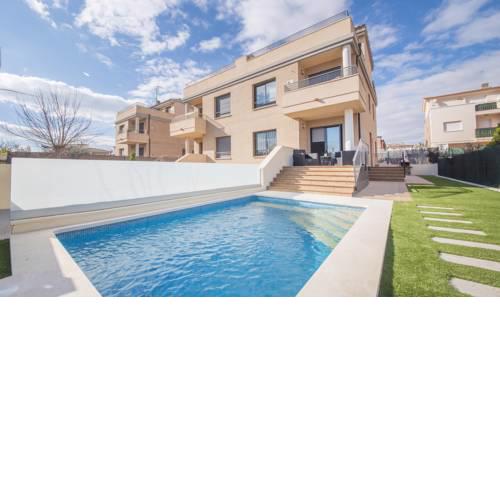 Salou Villa Private Pool & Jacuzzi
