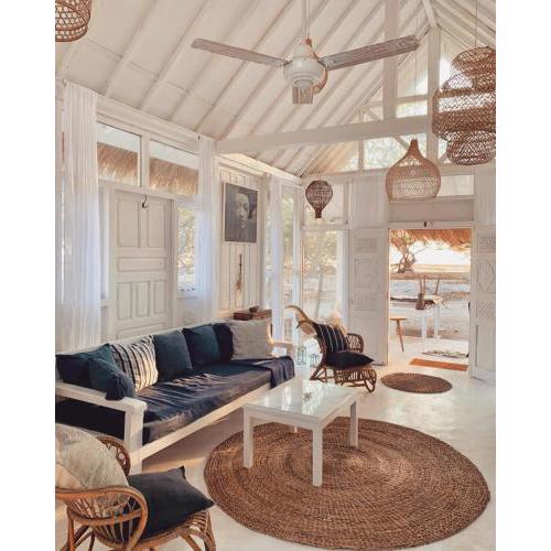 Samadhi Sunset Beach Villa