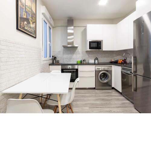 SAN MAMES TERMIBUS apartment by Aston Rentals