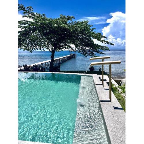 Sanctum Una Una Eco Dive Resort