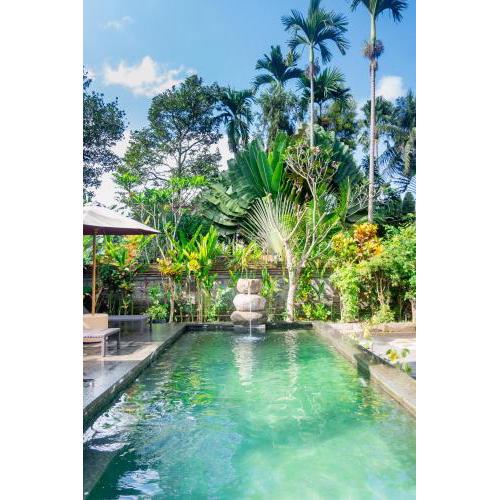 Sandora Homestay with Private Pool by Supala