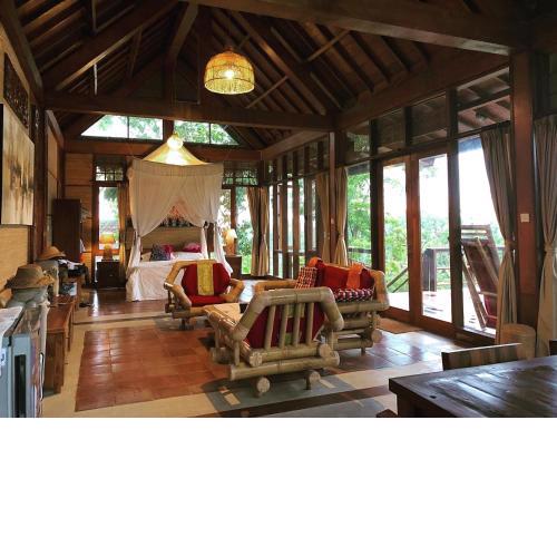 Sang Tirta Resort