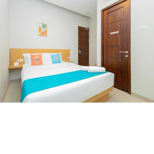 Sans Hotel Bobosini Malang