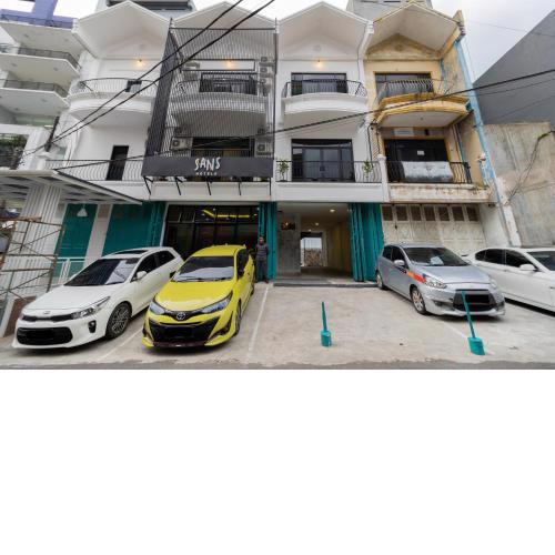 Sans Hotel Suryakencana Bogor