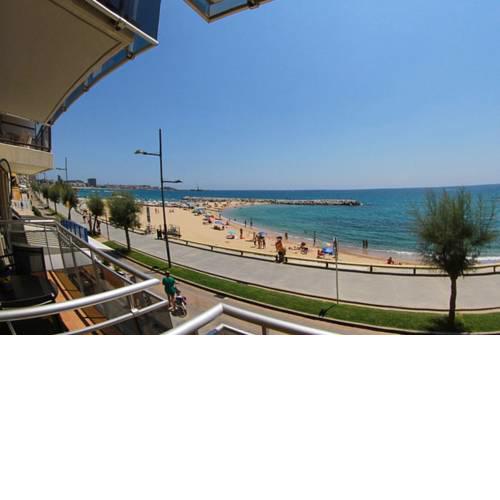 Sant Antoni de Calonge Apartment Sleeps 6