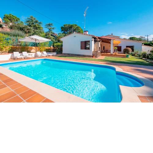 Sant Antoni de Calonge Villa Sleeps 10 Pool WiFi