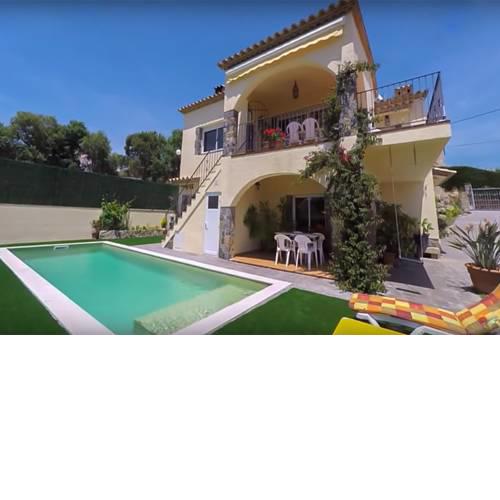 Sant Antoni de Calonge Villa Sleeps 6 Pool WiFi