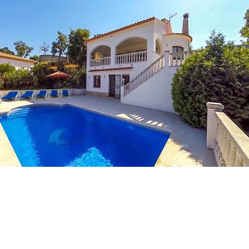 Sant Antoni de Calonge Villa Sleeps 8 Pool WiFi