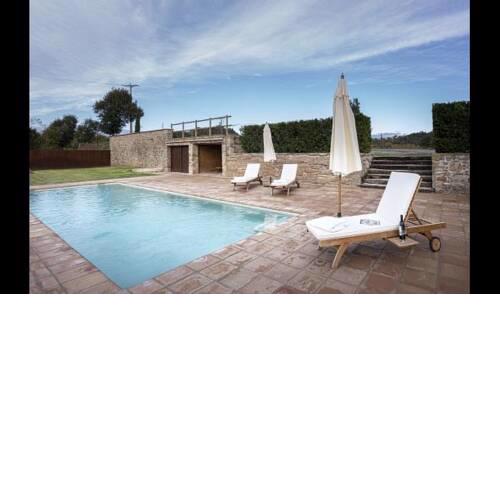 Sant Bartomeu del Grau Villa Sleeps 7 with Pool