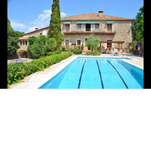Sant Esteve de Llemena Villa Sleeps 12 with Pool