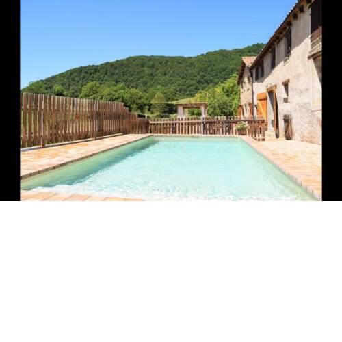 Sant Privat d'en Bas Villa Sleeps 16 with Pool
