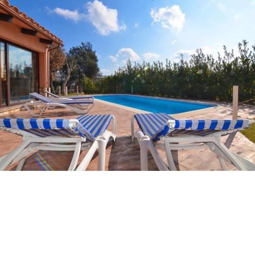 Santa Ceclina Villa Sleeps 12 Pool Air Con WiFi