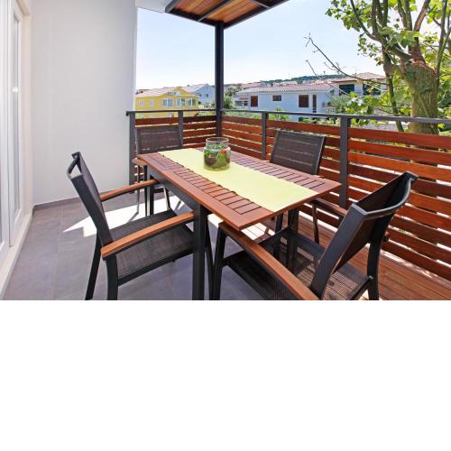 Santa Cruz Apartments Supetar