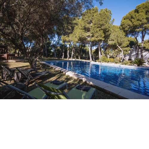 Santa Lucia Villa Sleeps 8 with Pool and WiFi