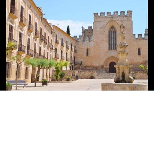 Santes Creus Villa Sleeps 11 with Pool
