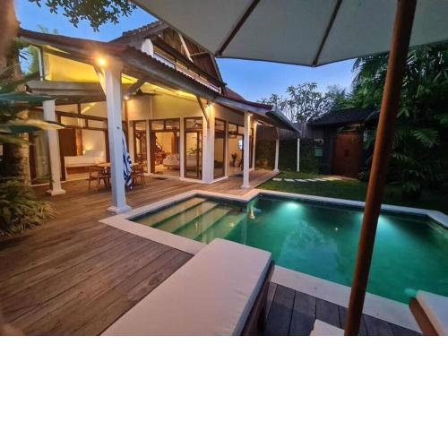 Savvy Villa, a Tranquil Oasis & Walk to the Beach