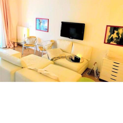 Schickes 2 Zi Komfort-Apt, 60m2 TG Studio Hamburg.