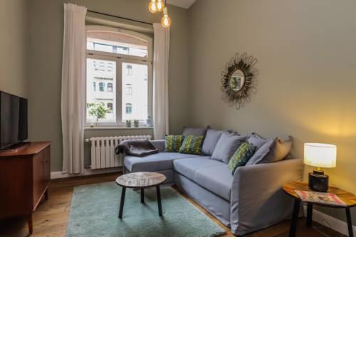 Schiller Apartments