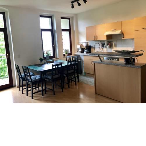 Schloßchemnitz-tolle Ferienwohnung mit Balkon