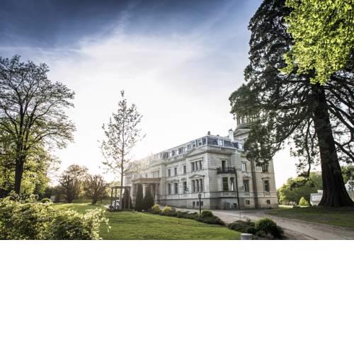 Schloss mit Park Kaarz