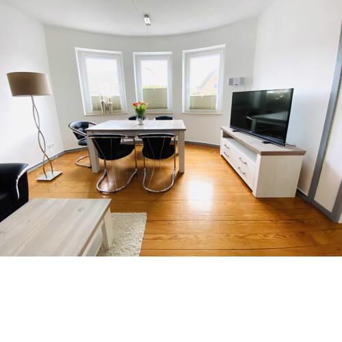 Schöne Ferienwohnung mit großem Garten