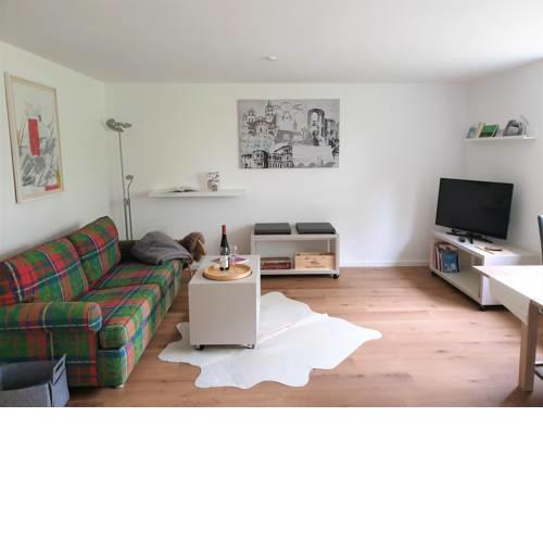 Schöne, ganz neue Wohlfühl-Wohnung