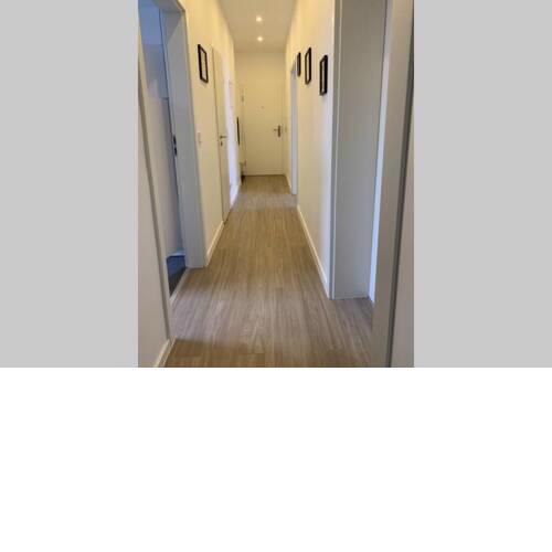 Schöne Neue Zentral gelegene Wohnung
