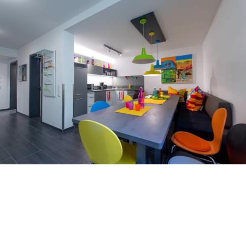 Schöne Souterrainwohnung mit 3 Schlafzimmern - [#125185]