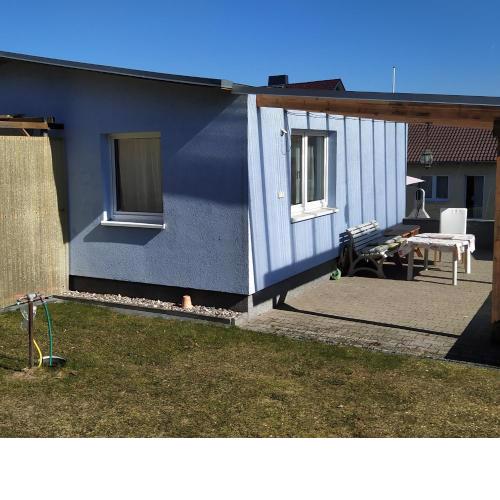 Schöne Unterkunft mit Terrasse im Grünen