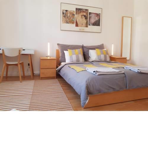 Schubert Park Apartment near Volksopera Vienna