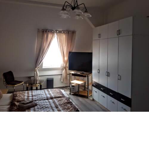 Schwarzer Adler Ferienwohnung mit 3 Schlafzimmern und 2 WC