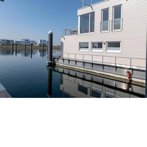 Schwimmendes Haus Hygge Olpenitz