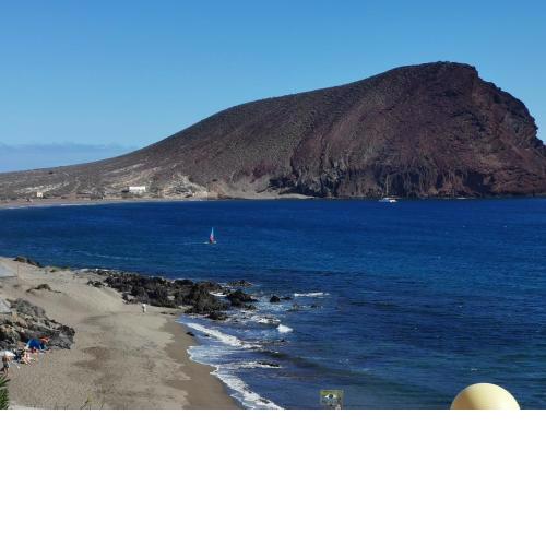SEA FRONT DUPLEX 2 bedrooms 2 bathrooms 1 terrace 1solarium