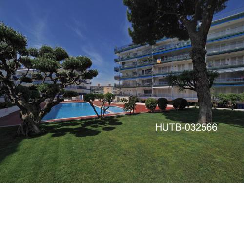 Sea & Pool Apartment