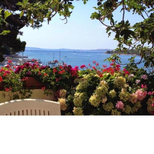 Sea View Apartment Macolic