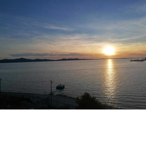 SEA VIEW APARTMENT