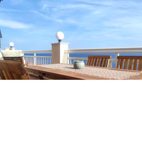 Sea-view apartments, 2 bedrooms, 2 baths, 50 meters from beach!