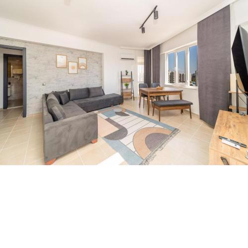 Sea View Flat Near Lara Beach in Kundu Aksu